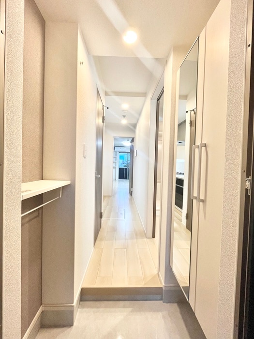 物件内観写真7　(玄関)