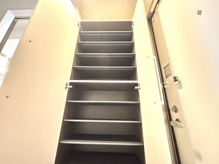 物件内観写真18　(靴箱)