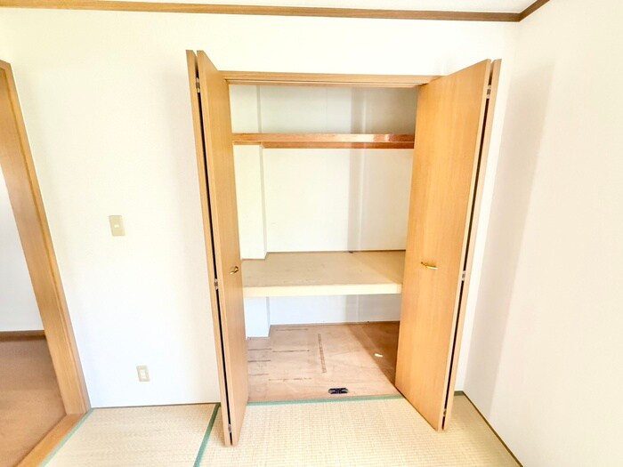物件内観写真16　(収納)
