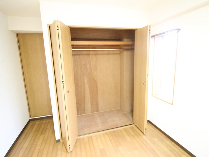 物件内観写真8　(収納)