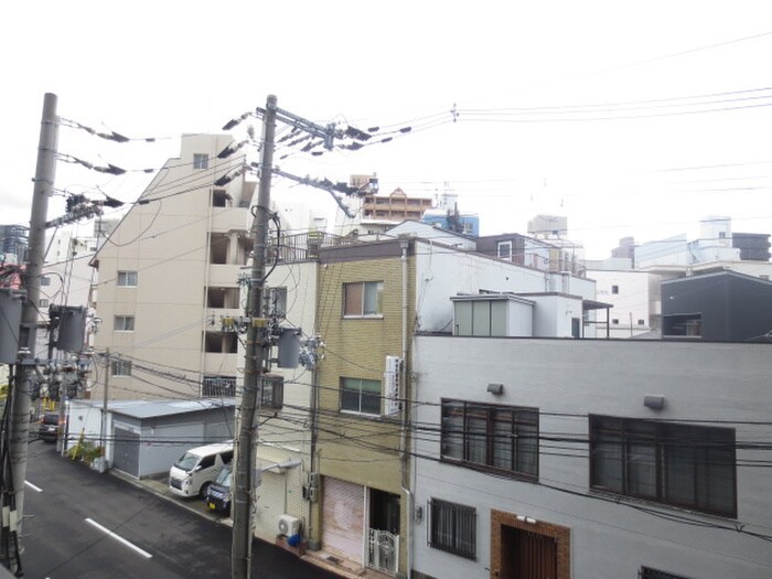 物件内観写真17　(室内からの展望)