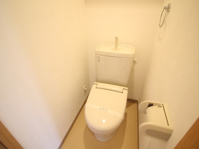 物件内観写真12　(トイレ)