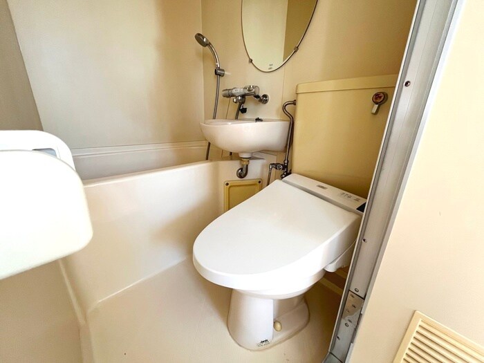 物件内観写真10　(トイレ)