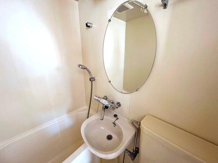物件内観写真11　(洗面)