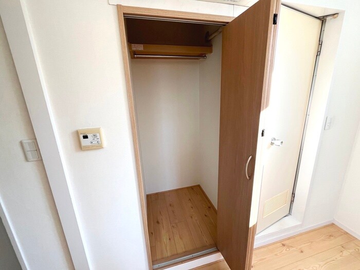 物件内観写真12　(収納)