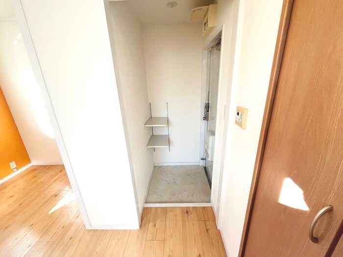 物件内観写真17　(廊下)