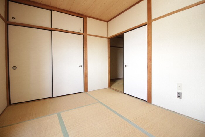 物件内観写真7　(居室)