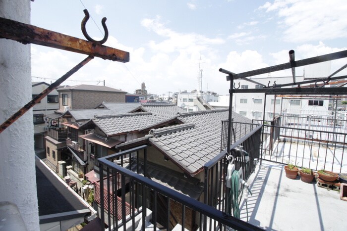 物件内観写真21　(室内からの展望)