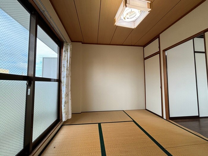 物件内観写真9　(居室)