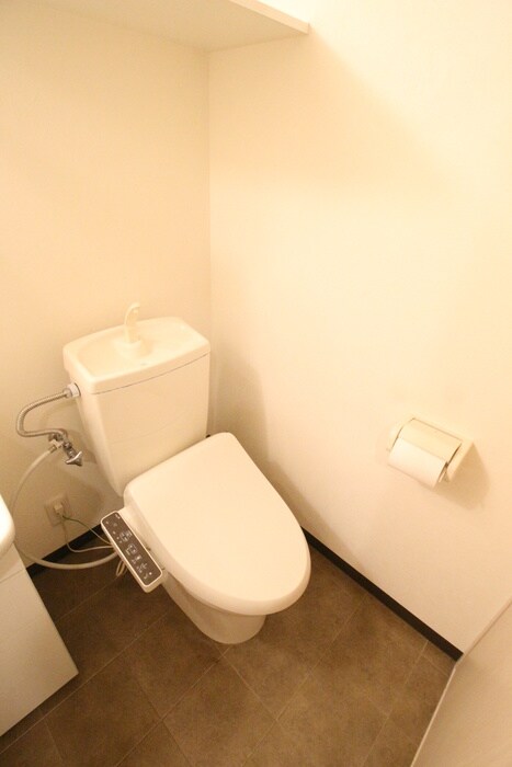 物件内観写真8　(トイレ)