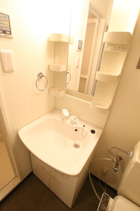 物件内観写真10　(洗面)