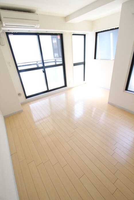 物件内観写真13　(居室)