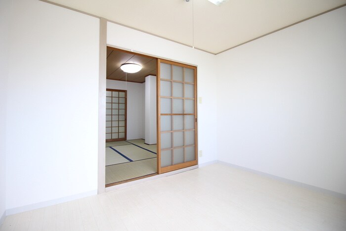 物件内観写真7　(居室)