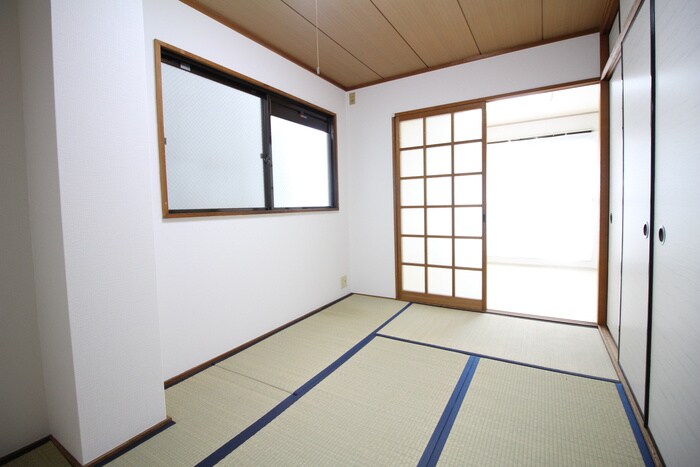 物件内観写真11　(居室)