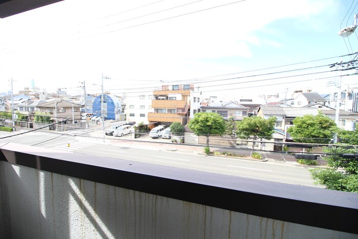 物件内観写真22　(室内からの展望)