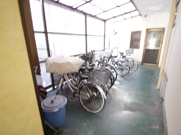 駐輪場