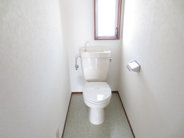 物件内観写真11　(トイレ)