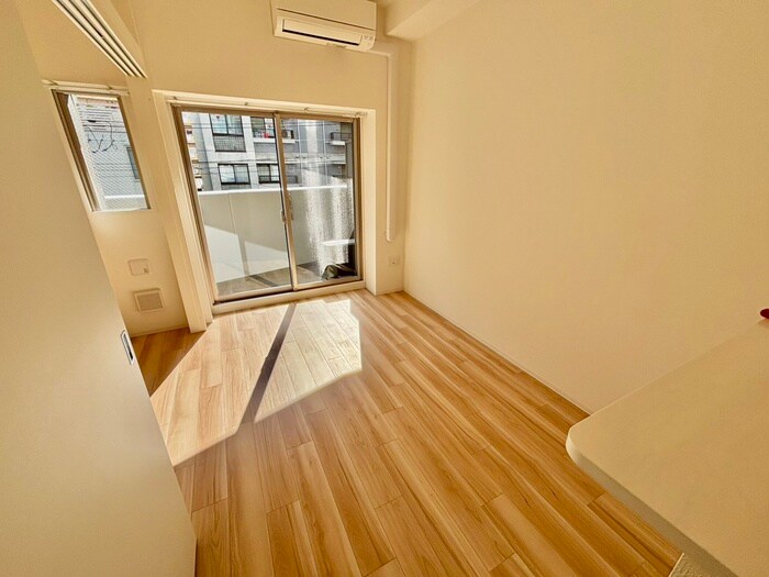 物件内観写真15　(居室)