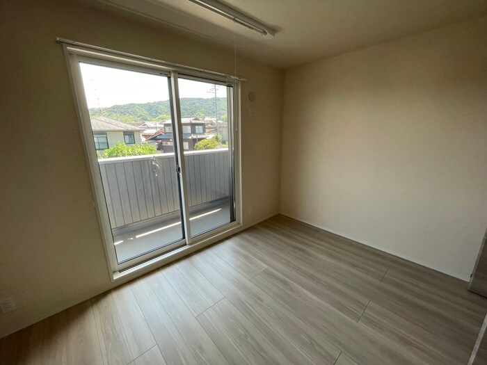 物件内観写真9　(居室)