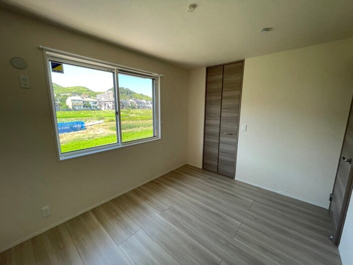 物件内観写真9　(居室)