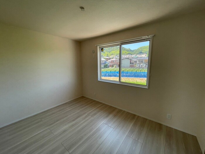 物件内観写真10　(居室)