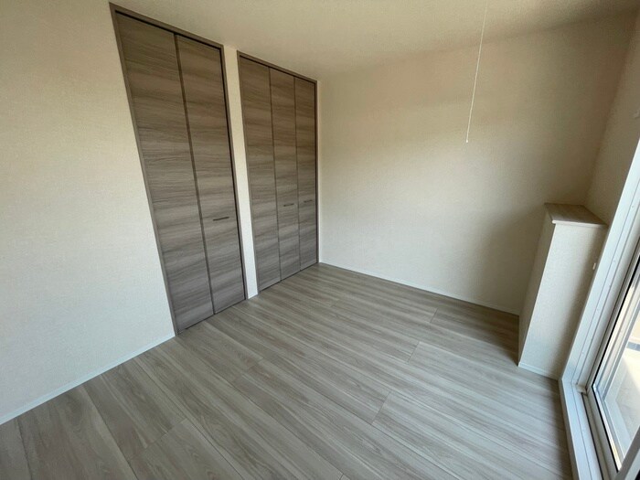 物件内観写真10　(居室)