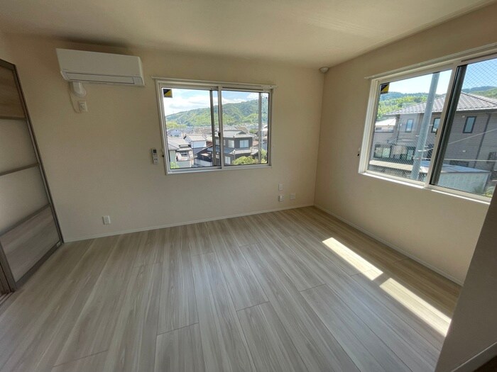 物件内観写真11　(居室)