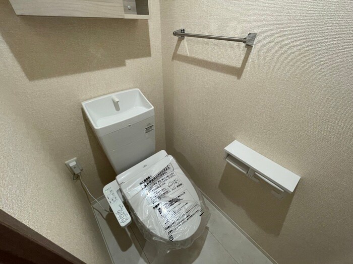 物件内観写真14　(トイレ)