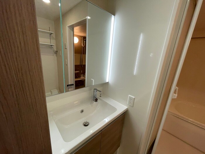 物件内観写真16　(洗面)