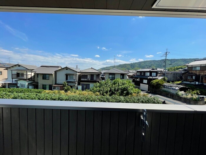 物件内観写真18　(玄関)