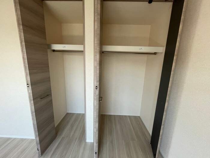 物件内観写真18　(収納)