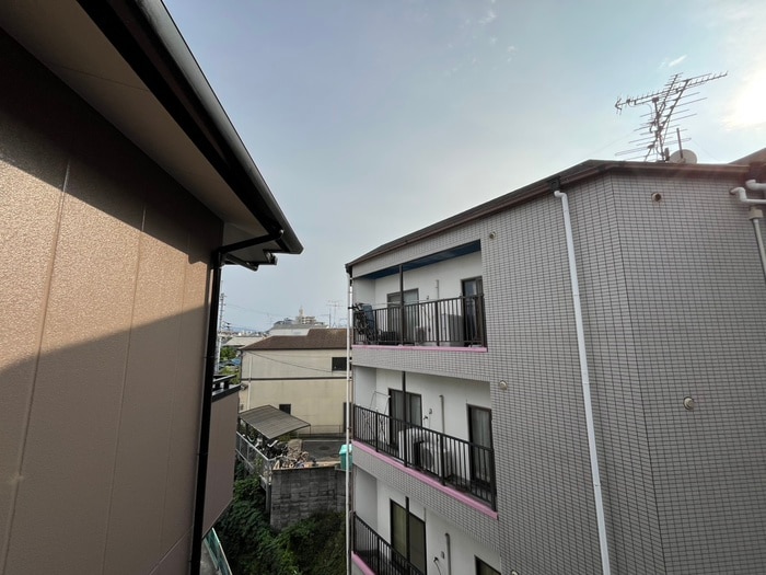 物件内観写真22　(室内からの展望)