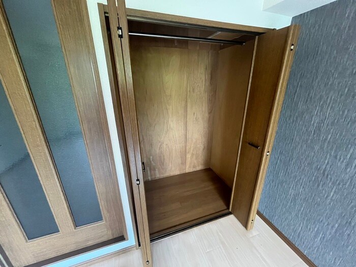 物件内観写真10　(収納)