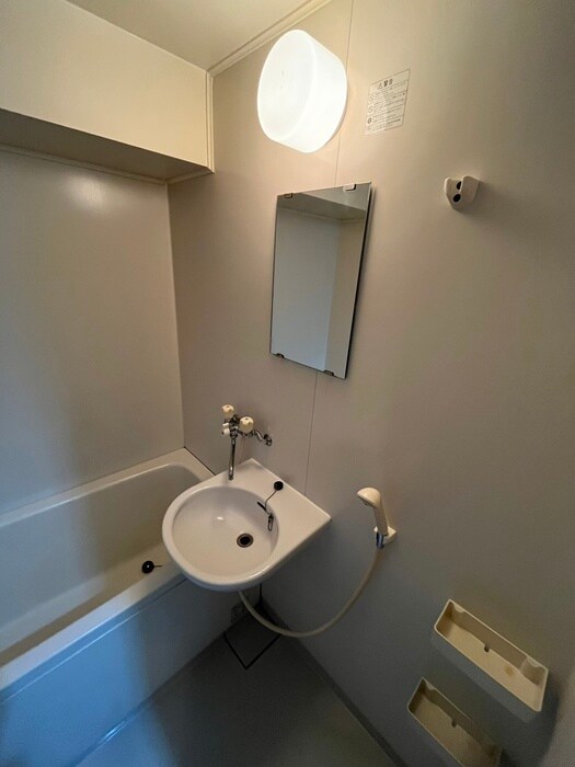 物件内観写真11　(洗面)