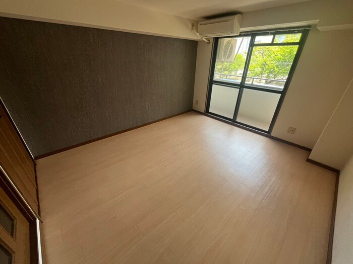 物件内観写真21　(居室)