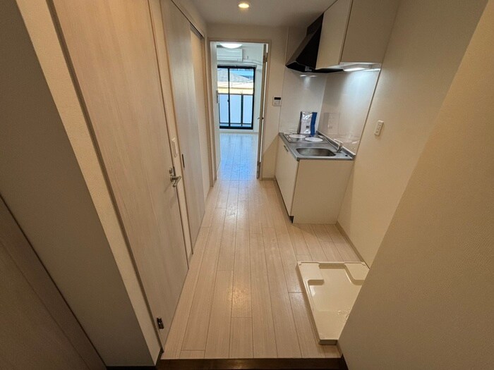 物件内観写真9　(廊下)