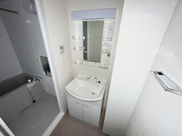 物件内観写真10　(洗面)