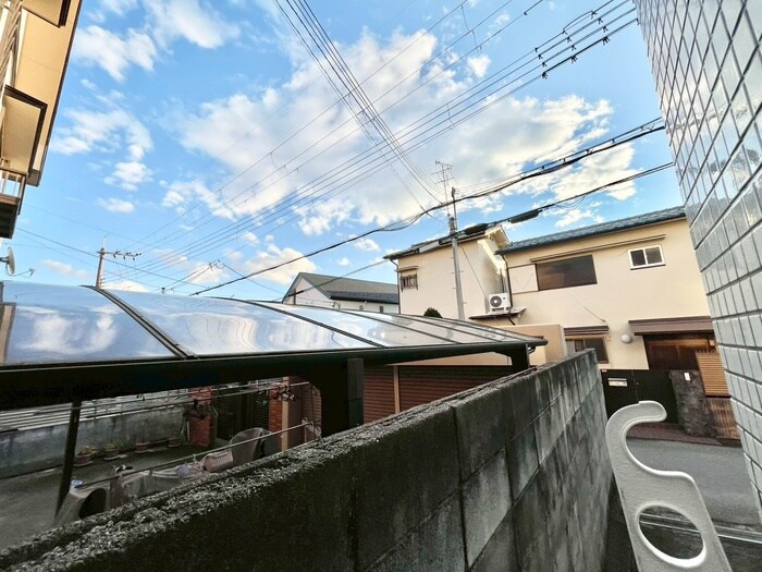 物件内観写真15　(室内からの展望)