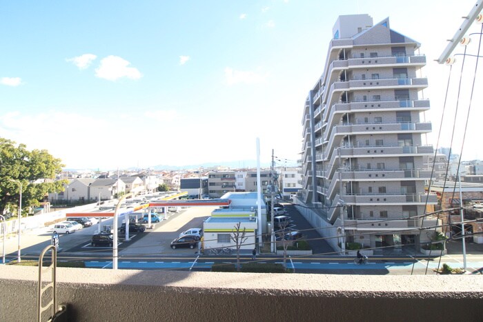 物件内観写真22　(室内からの展望)