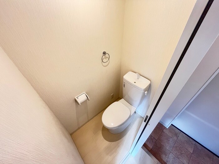 物件内観写真13　(トイレ)