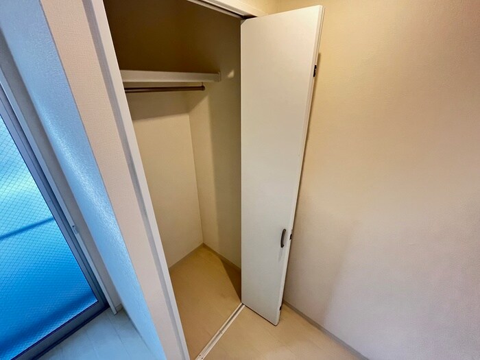 物件内観写真15　(収納)