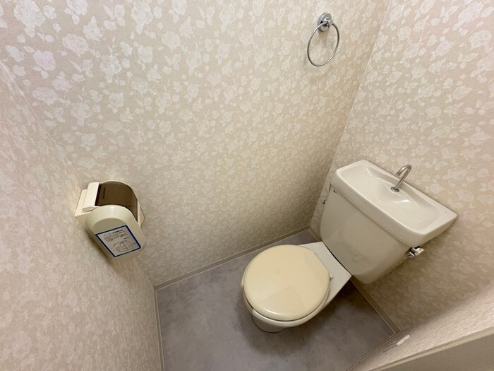 物件内観写真10　(トイレ)