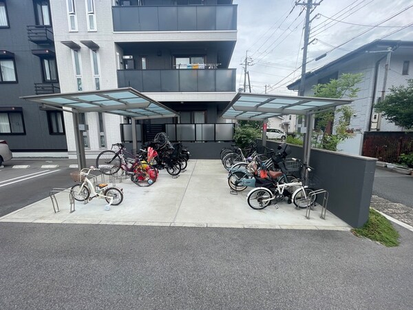 駐輪場