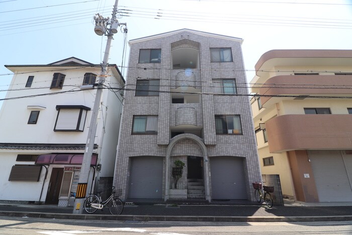 物件外観写真2　(外観写真)