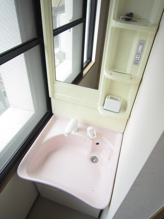 物件内観写真9　(洗面)