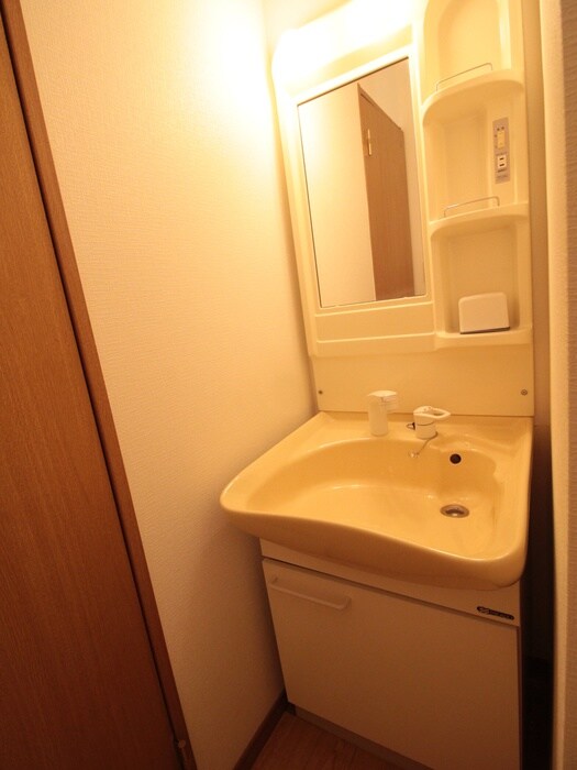 物件内観写真9　(洗面)