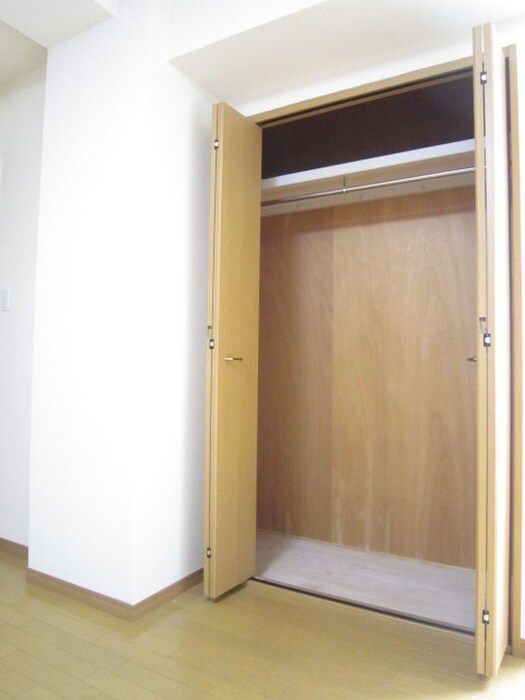 物件内観写真10　(収納)