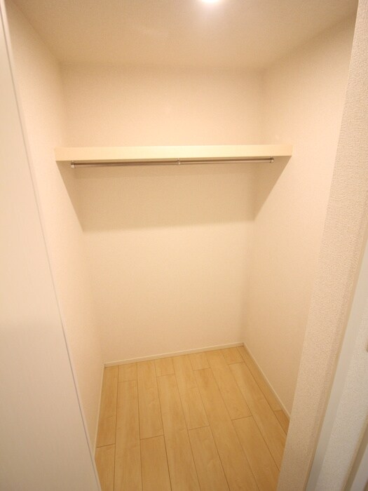 物件内観写真9　(収納)