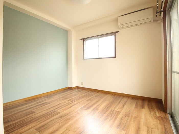 物件内観写真11　(居室)