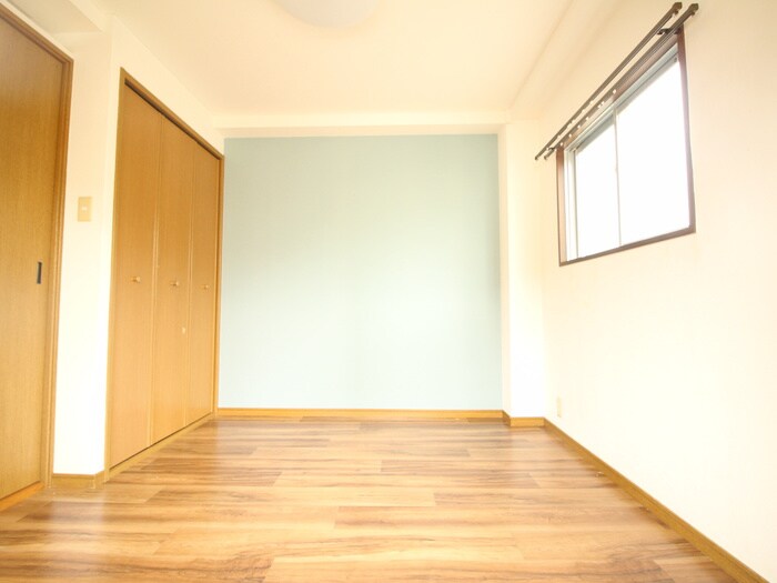 物件内観写真12　(居室)